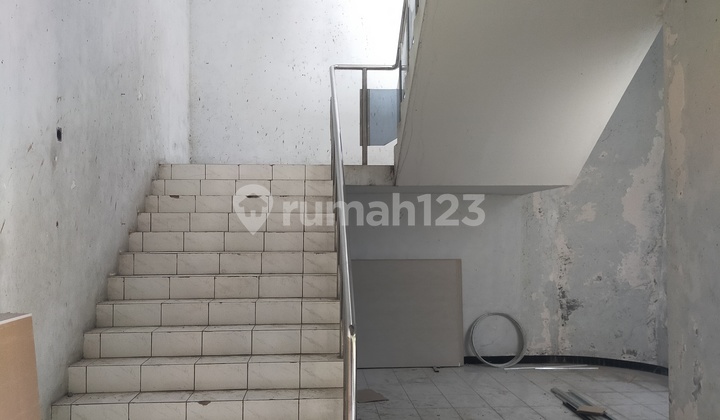 Building for Sale in the Srondol Area 2