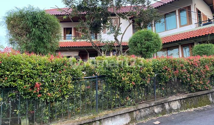 Rumah Modern Di Semarang Selatan 2