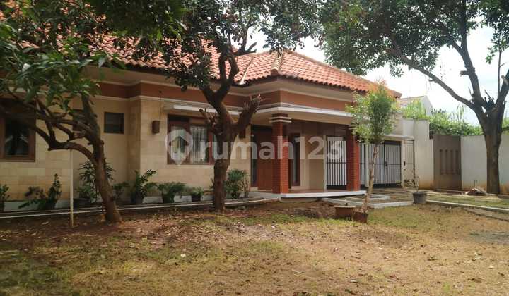 Rumah Di Semarang Selatan Luas Dan Siap Huni 1