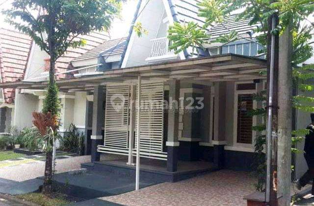 Di Jual Rumah Bagus Dan Siap Huni,semi Furnish,view Gunung 2