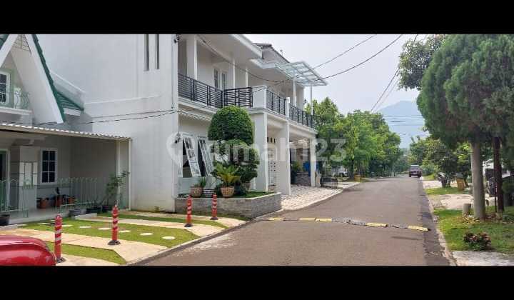 Rumah Full Furnish Di Venesia Sentul City 2