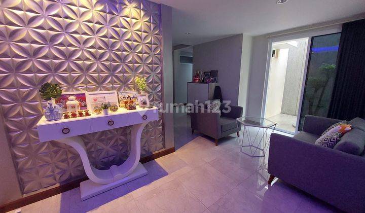 Rumah Cantik Furnish 2 Lantai,siap Huni,view Gunung,kolam Renang,dekat Mall Aion  2