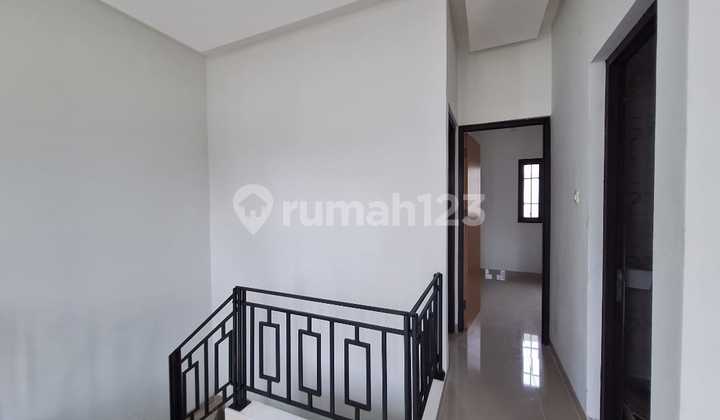 Sell Ready-to-Occupy House in Kranggan Cibubur. 2