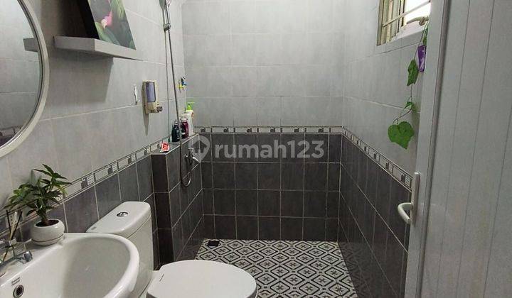 Jual Rumah 2 Lantai Di Kota Wisata, Cibubur. 2