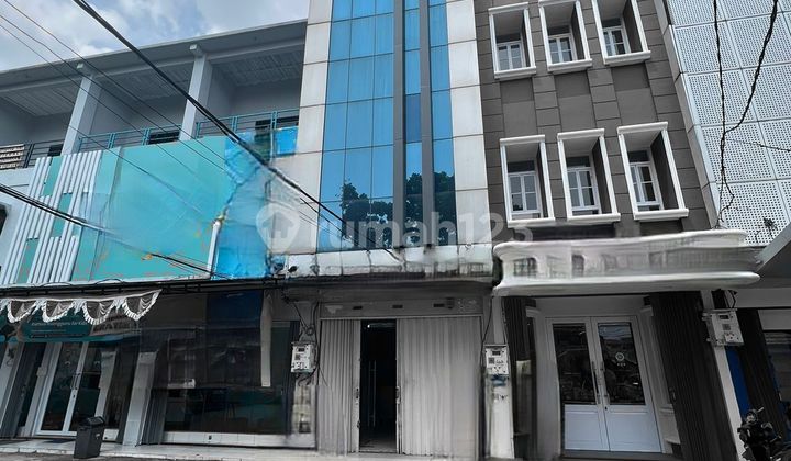 Ruko Strategis di Lapangan Tembak, Ciracas, Jakarta Timur - SHM