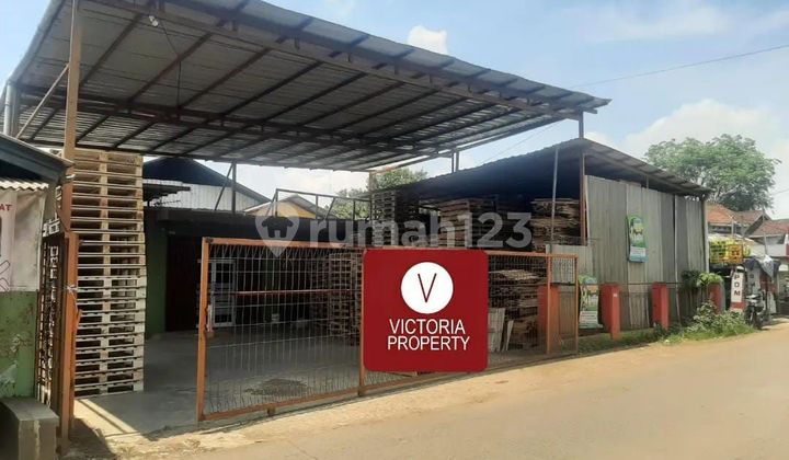 Pabrik Palet Masih Aktif di Cileungsi, Bogor.