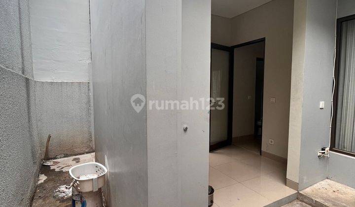 Rumah Mewah Minimalis di Premier Estate 3
Kranggan
Cibubur. 2