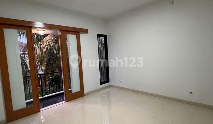 Selling a Super Beautiful House in Cibubur. 2