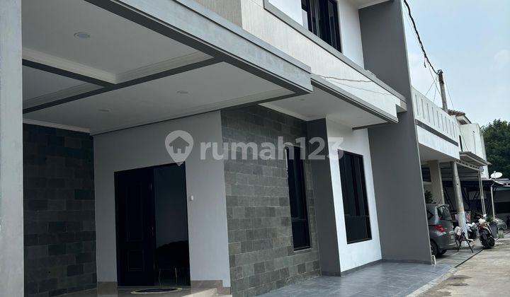 Luxury House For Sale Near Harjamukti LRT, Cimanggis, Depok.