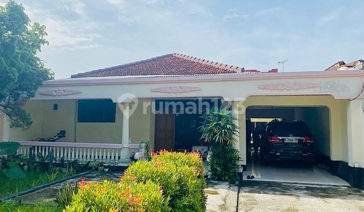 Jual Rumah Luas Di Ciracas, Cibubur, Jakarta Timur. Jual Rumah Luas Di Ciracas, Cibubur, Jakarta Timur.