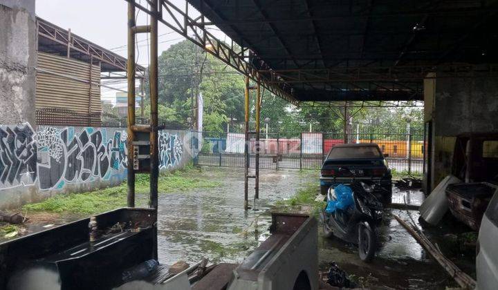 Dijual Tanah Dan Gudang 695m2, Eks Bengkel Mobil 1