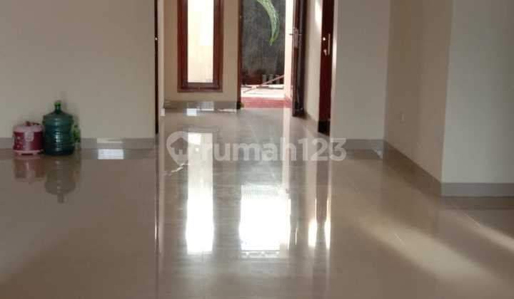 Dijual Rumah Jagakarsa  2