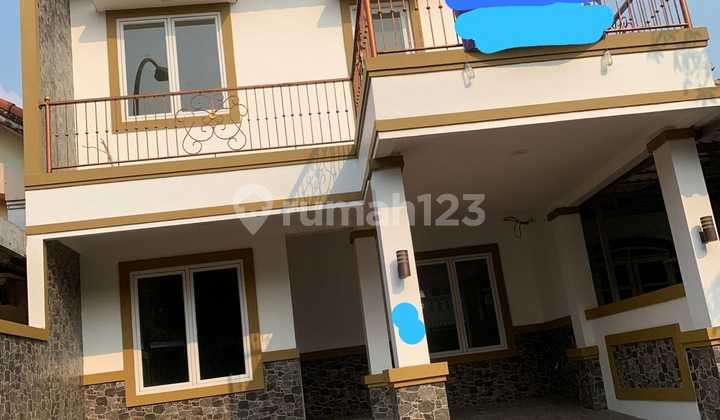 Dijual Rumah Kota Wisata 1