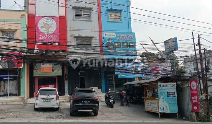 PRICE REDUCTION Maharaja Roadside, Sawangan, 3 Floors, Busy Location, Negotiable
