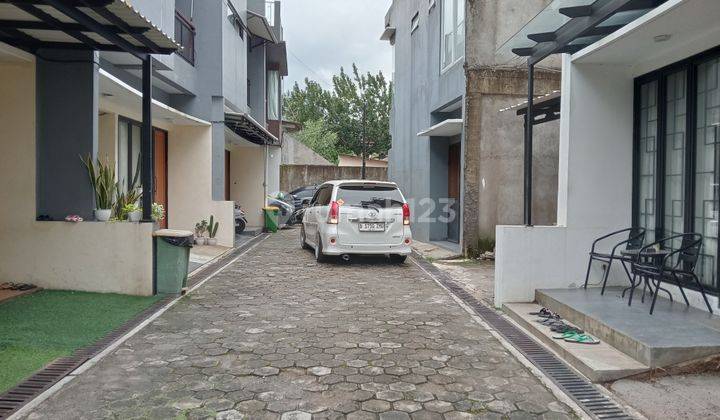 Kelapa Dua Depok, Baru, 3 Lantai, Siap Huni, Lokasi Strategis, Bisa Cash/KPR, Harga NEGO 2