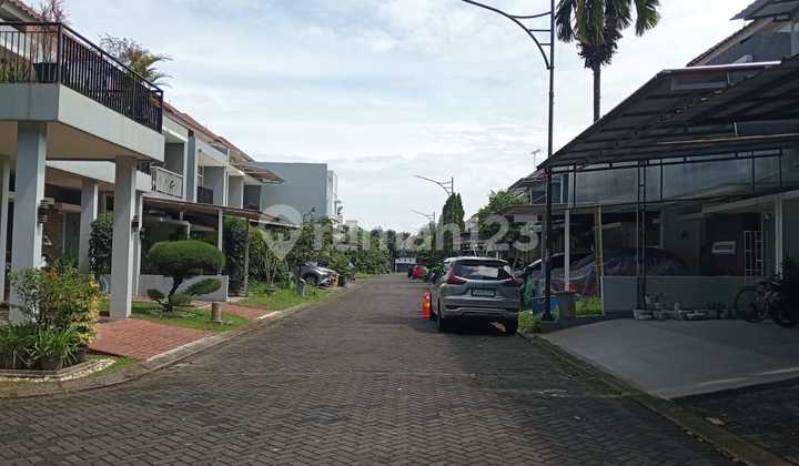 Raffles Hills Cibubur, 2 Floors, Move-in Ready, Strategic Location, Eligible for KPR (Housing Loan), Negotiable 2