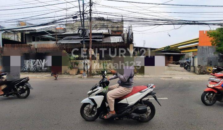 Rumah 1lantai Lokasi Strategis Cocok Untuk Tinggal Dan Usaha Th 2