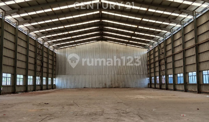 Ready-to-Use Warehouse with Strategic Location in Tambun, Bekasi
