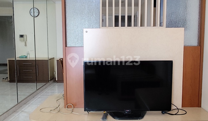 For Sale Frenchwalk Apartment at Mall Of Indonesia Kelapa Gading