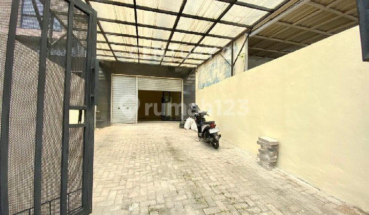 3-Story Shop House in a Strategic Location at Cempaka Putih, Central Jakarta