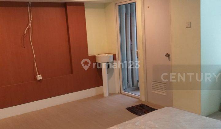 Apartment Gandeng Full Furnished Green Pramuka 2