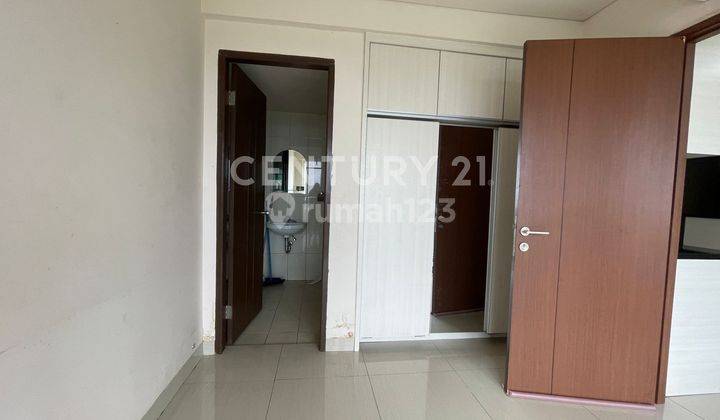 Apartemen Calia 3BR Semi Furnished Lantai 18 2