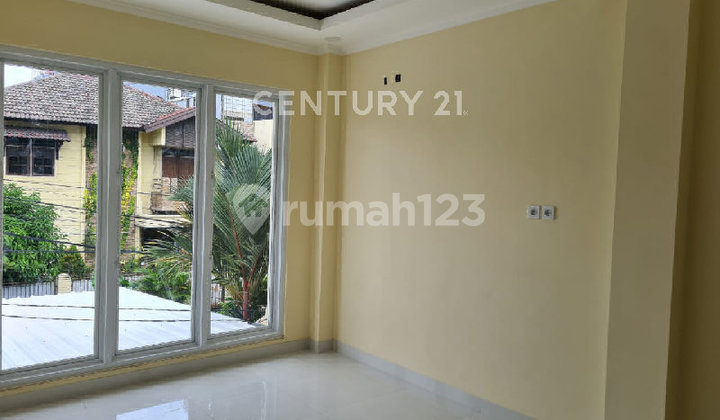 3-Story House Ready to Live In & Strategically Located in Pelepah Elok 3-Story House Ready to Live In & Strategically Located in Pelepah Elok