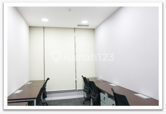 Private Office 14m2 Furnished @ Central Park Jakbar Th