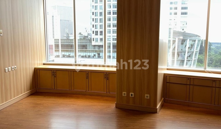 Office Space 218m2 Renov in Sudirman Tower SCBD South Jakarta Office Space 218m2 Renov in Sudirman Tower SCBD South Jakarta