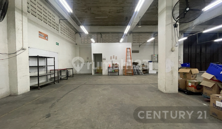 Ground Floor Warehouse in Jiep Pulogadung Area Ground Floor Warehouse in Jiep Pulogadung Area