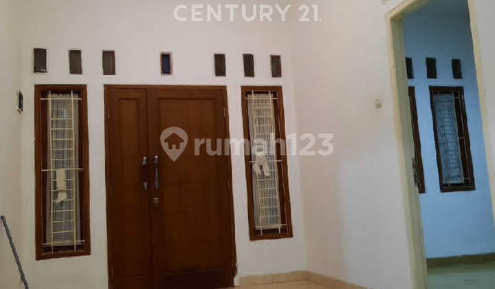 Grande Parung Residence Hook House | LT 144 LB 45 | SHM | 2 Bedrooms 2 Bathrooms 2