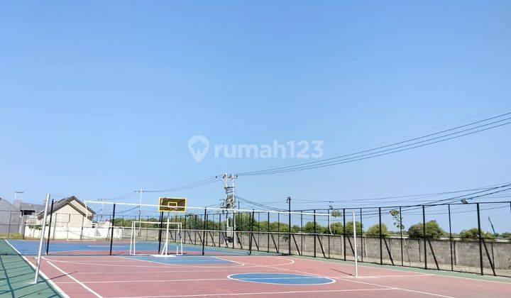 Di Jual Rumah Dengan Fasilitas Lapangan Basket Di Sidoarjo 1