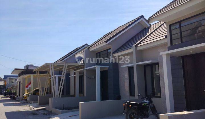 Dijual Rumah Lokasi Strategis Harga 500 Jutaan Di Surabaya 1