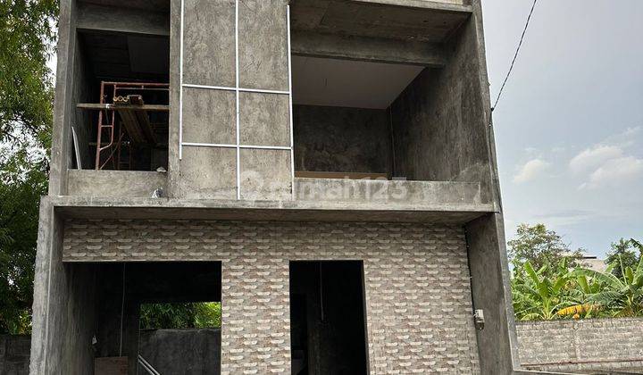 RUMAH DI KOTA SIDOARJO 2 LANTAI SIAP HUNI 1