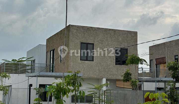 Industrial House Wang Residence Sidoarjo Industrial House Wang Residence Sidoarjo