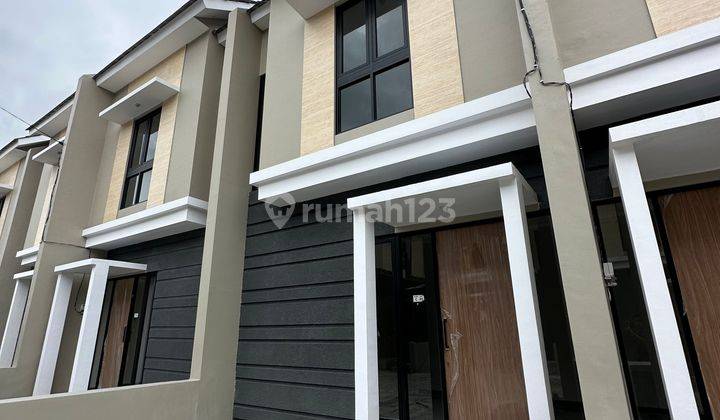 Rumah 2 Lantai Di 0 Jl Oerr Surabaya Full Fasilitas 2