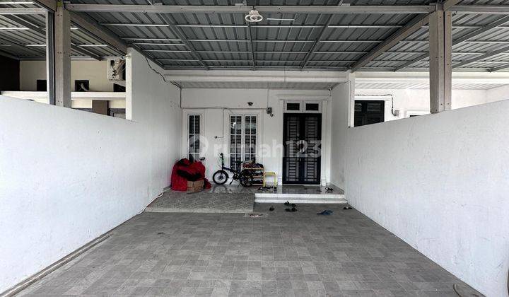 Rumah 2 Lantai Semi Furnish di Medan Johor Murah dan Siap Huni 2