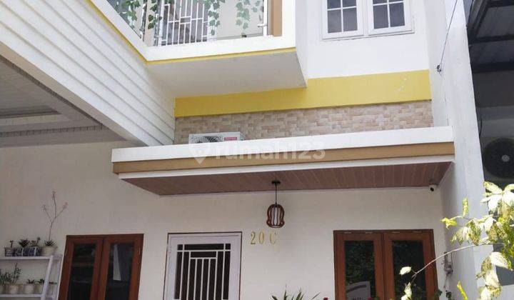 Rumah Mewah Dijual Di Medan Dengan Kolam Renang Lokasi Strategis 2