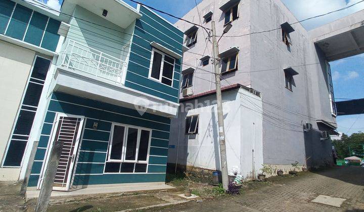 Rumah Dua Lantai Harga Murah Di Medan Johor 2