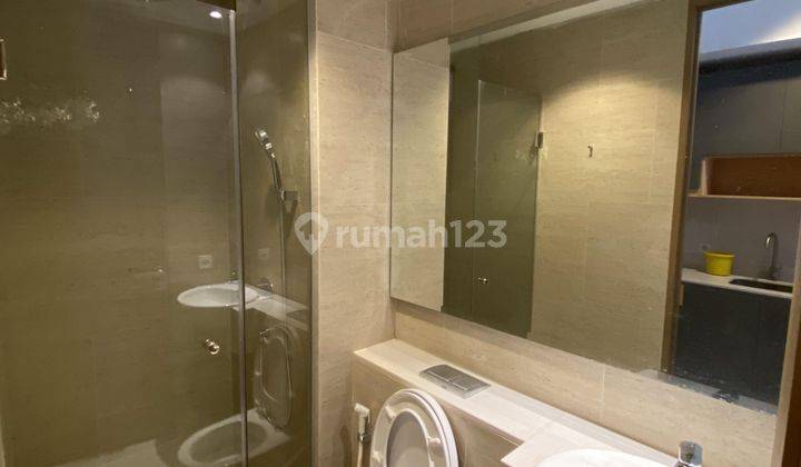 Disewakan Murah Apartemen Taman Anggrek Residences Studio Furnished 2