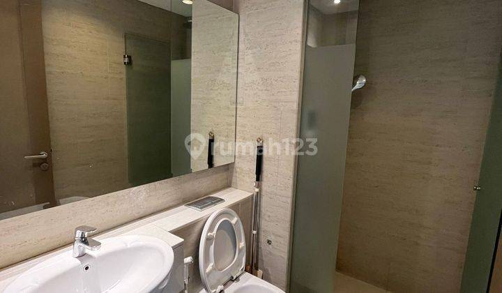 Disewakan Apartemen Taman Anggrek Residences 3 Bedroom Furnished 1