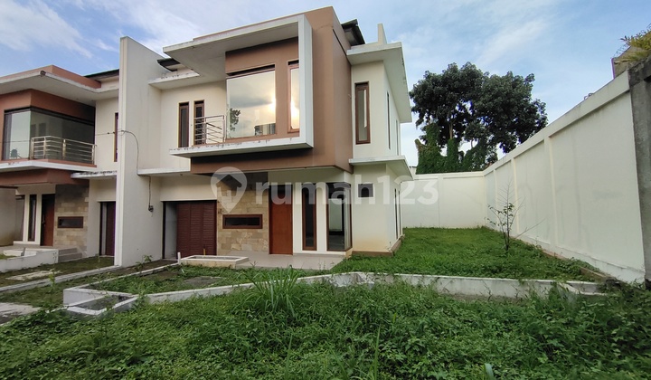 Jual Murah Rumah Luas Dalam Kluster Di Jalan Pasir Salam, Bandung