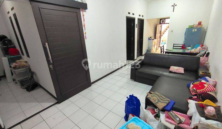 Rumah Tengah Kota Di Jalan Kembar Baru Barat (dekat Moh.toha) 2