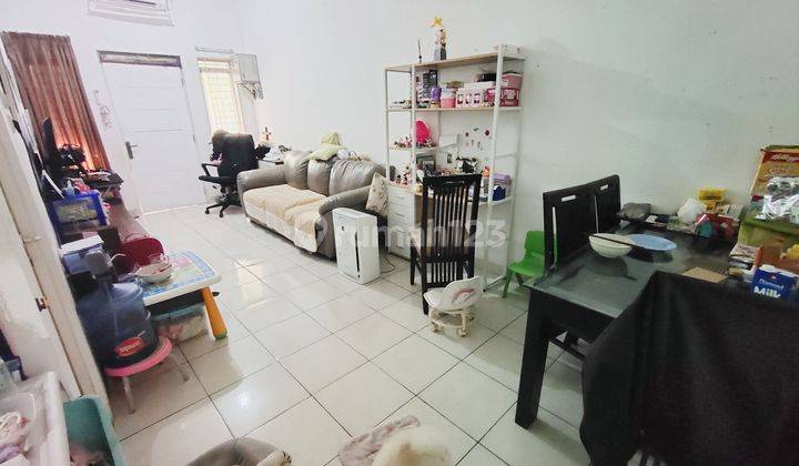 ruang keluarga jual rumah minimalis di taman