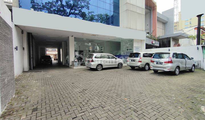 Gedung Kantor Strategis di Mainroad Jalan Ir.H.Juanda (Dago) 1