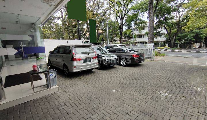 Gedung Kantor Strategis di Mainroad Jalan Ir.H.Juanda (Dago) 2