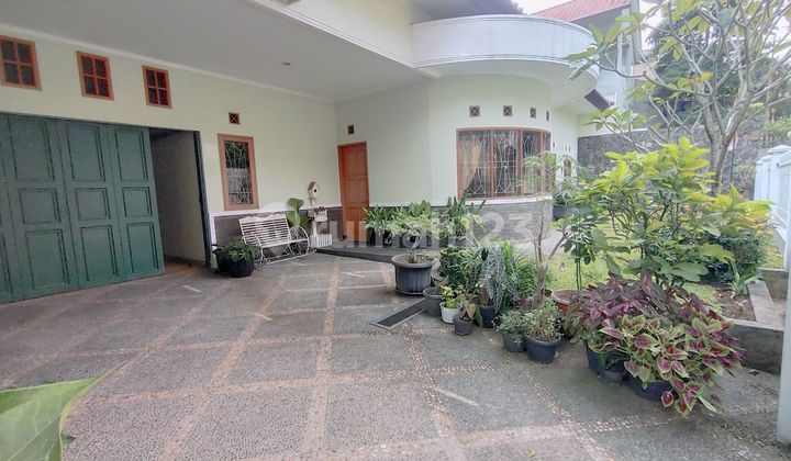 Rumah Lux Luas di Perumahan Budi Sari, Sayap Setiabudi
, Bandung 2