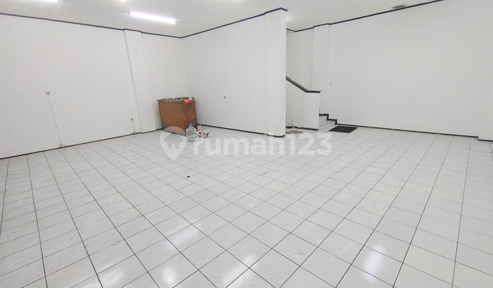 Sewa Ruko Strategis 2,5 Lantai Di Jl. Moh. Toha, Bandung 2