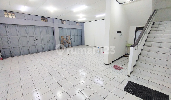 Sewa Ruko Strategis 2,5 Lantai Di Jl. Moh. Toha, Bandung 1