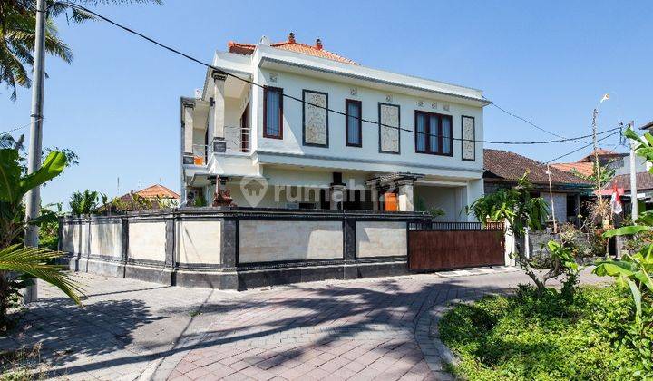 DIJUAL RUMAH SEMI VILLA DI LUKLUK BADUNG 8